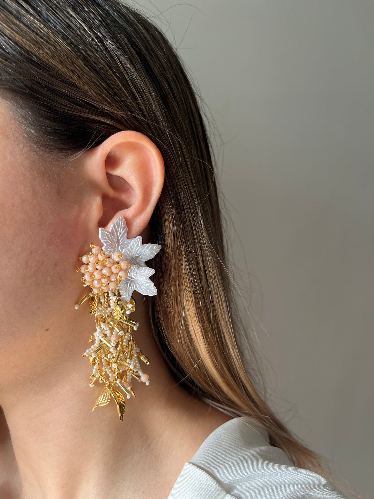 Aretes Mostacilla con nacar