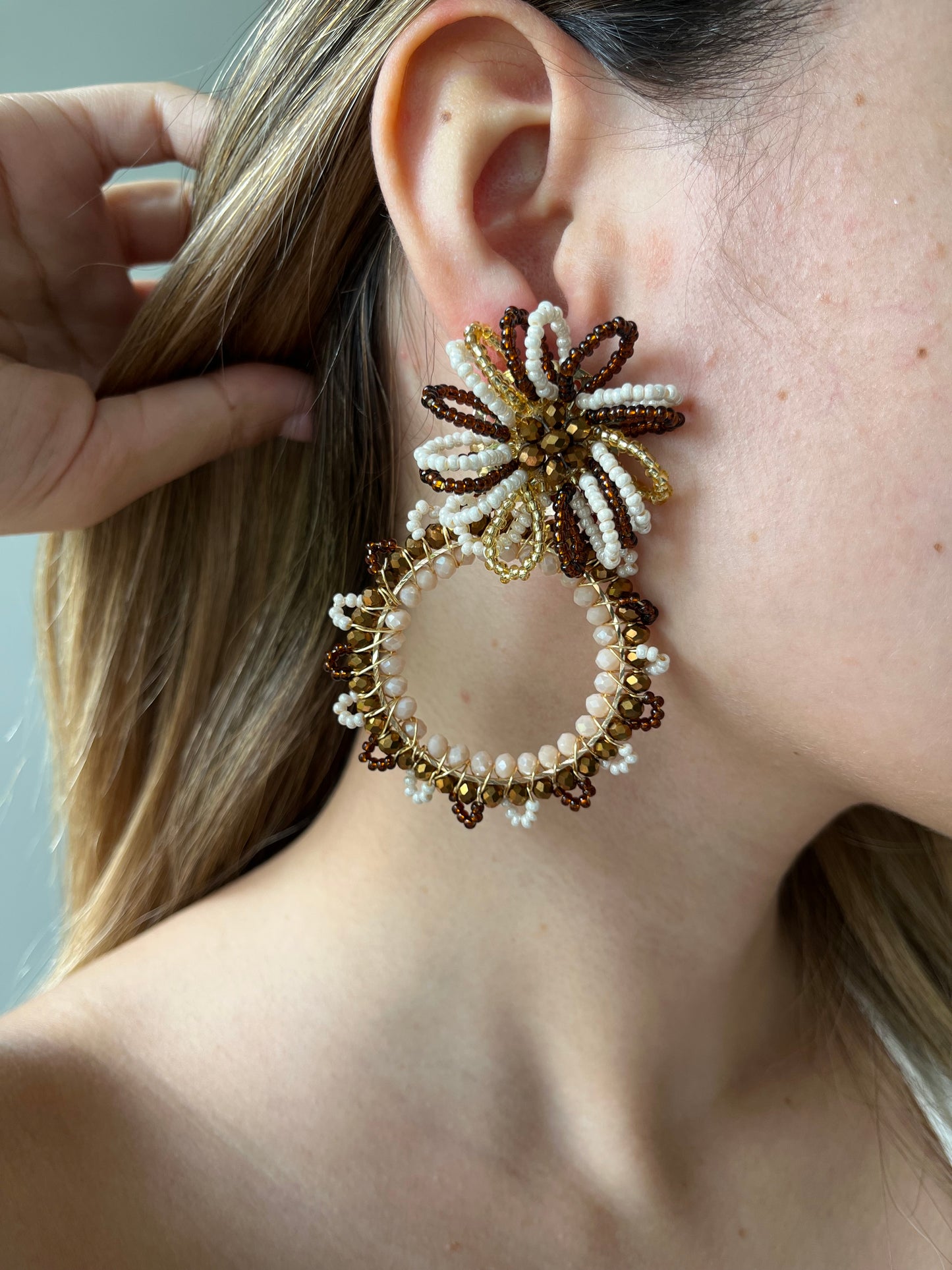 Aretes con Mostacilla