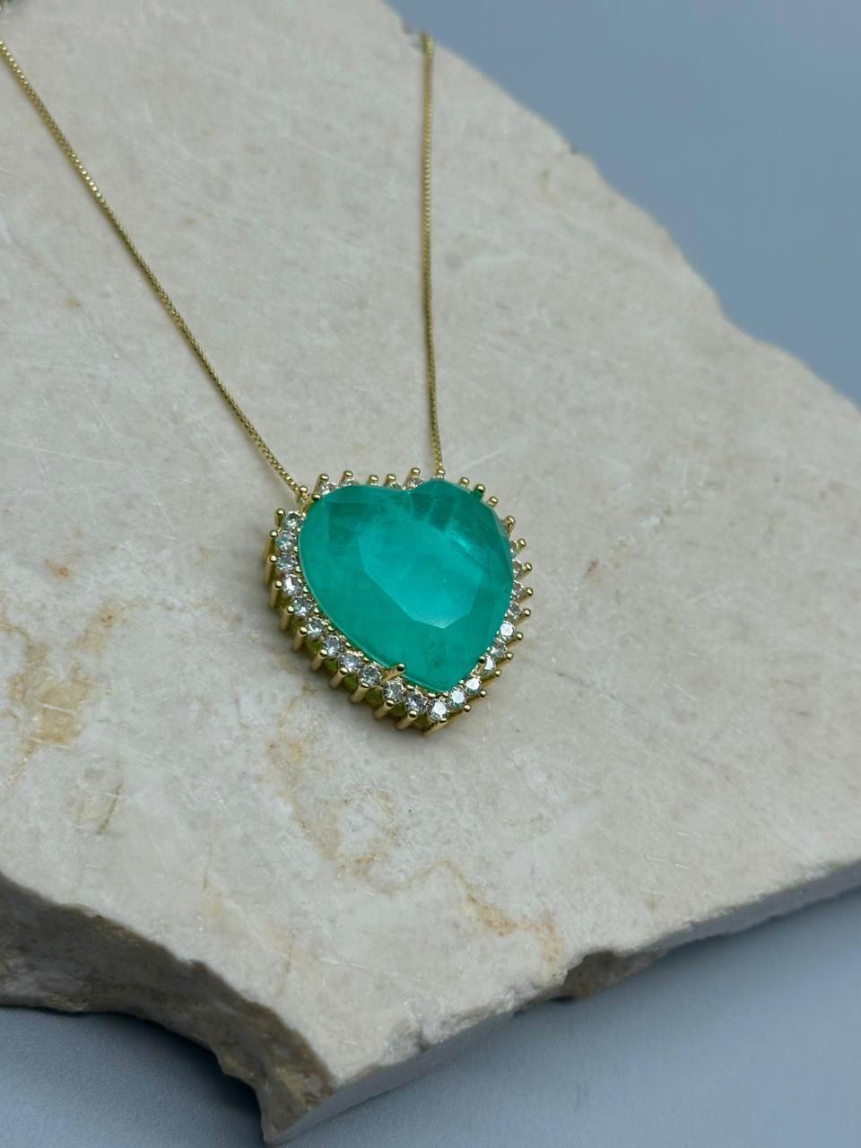 Cadena con dije Esmeralda Maxi Corazon