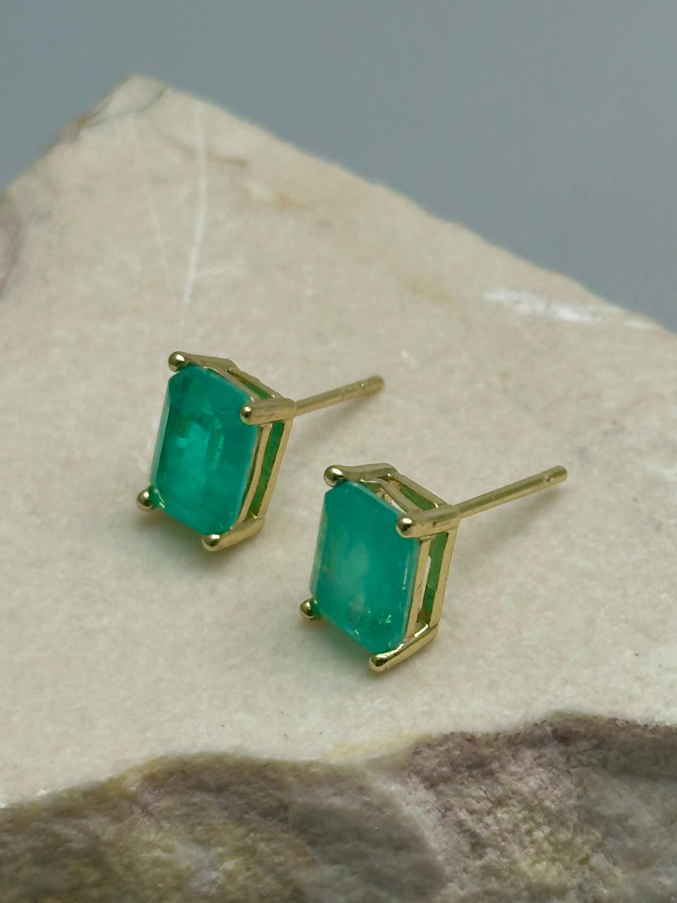 Topo Cuadrado Esmeralda Mini 8mm