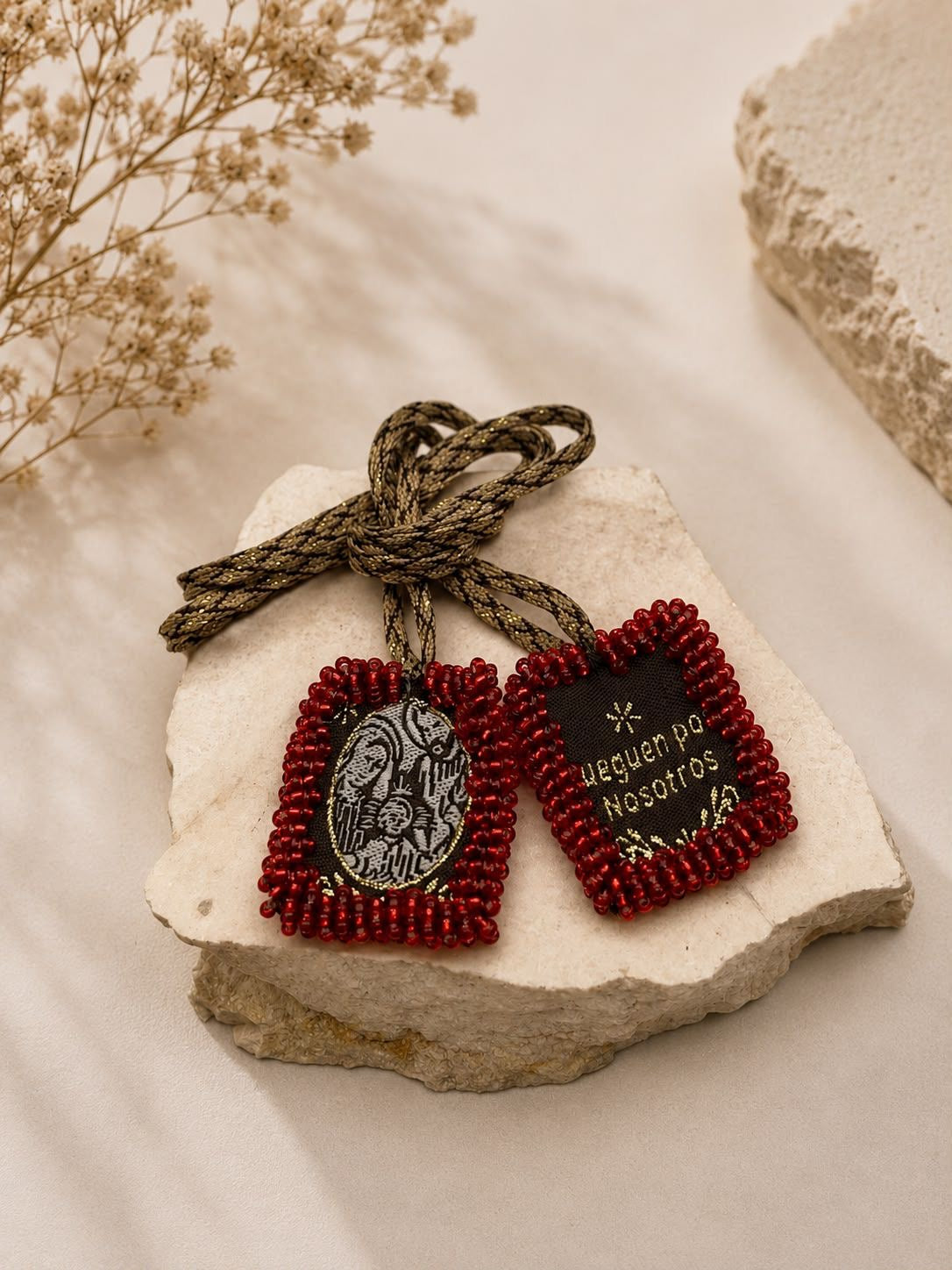 Pulsera Carmelita de la sagrada Familia y Virgen del Carmen
