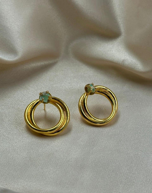 Arete en bronce con piedra de murralla