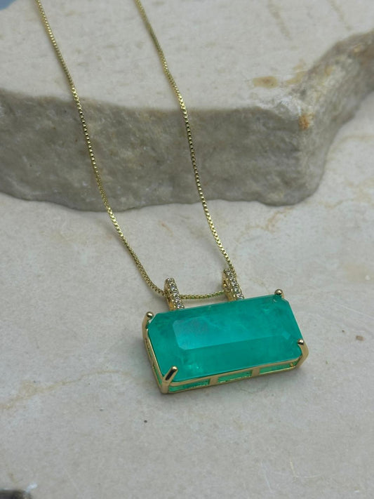 Cadena con dije Esmeralda Rectangular