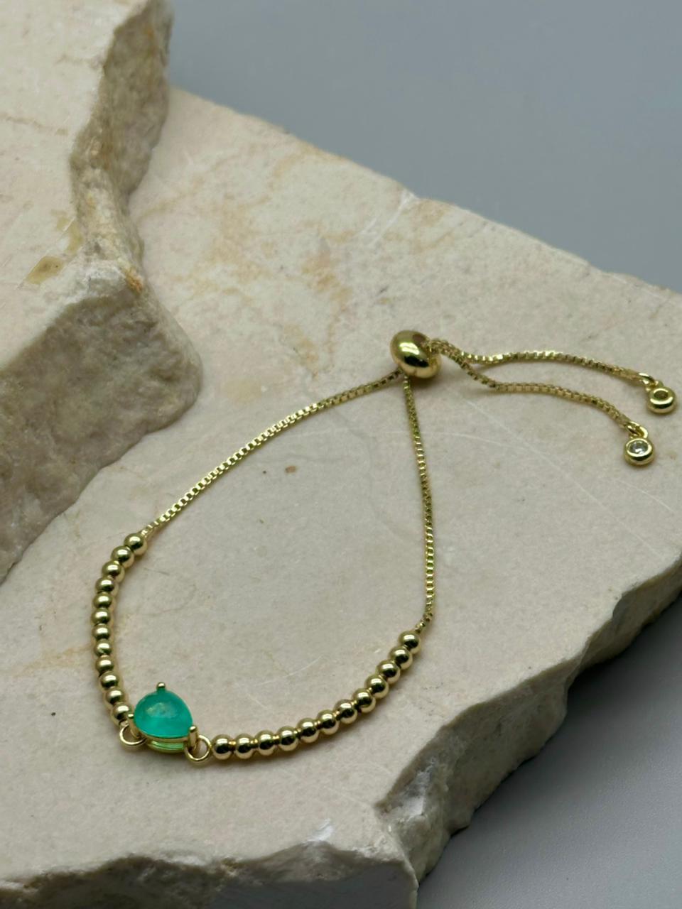 Pulsera con dije Esmeralda Gota Mini 8mm